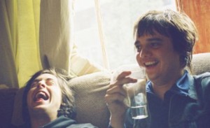 Pete Doherty i Carl Barât